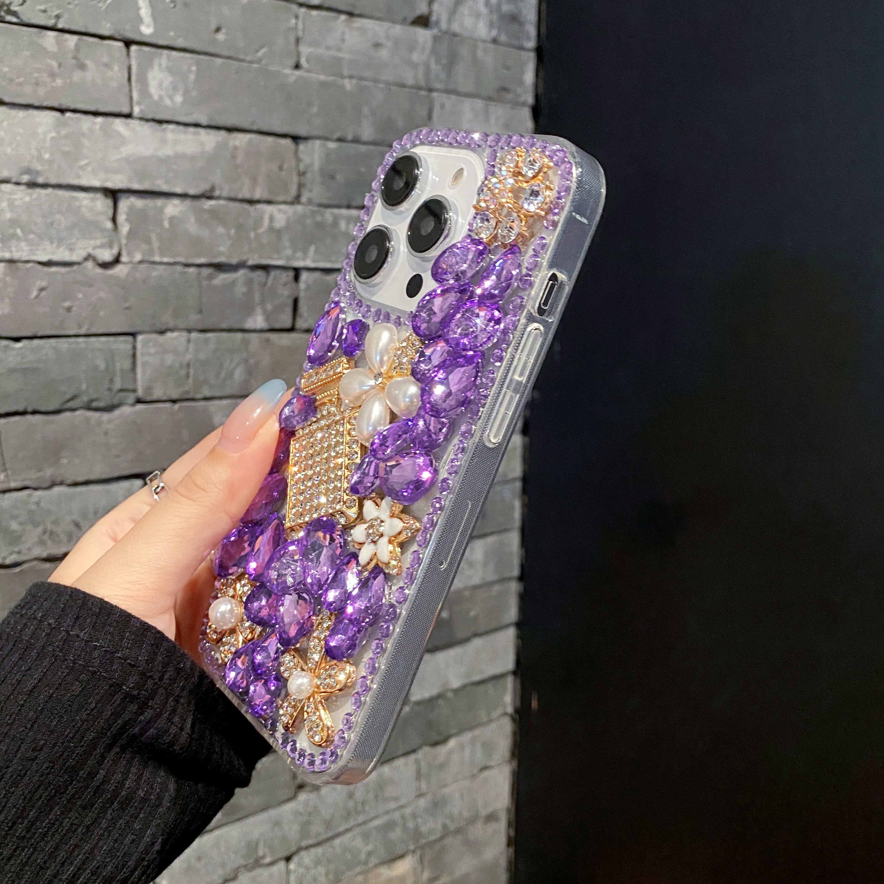 Handmade Crystal Pearl And Floral Plating Anti-fall Case - Samsung S21FE